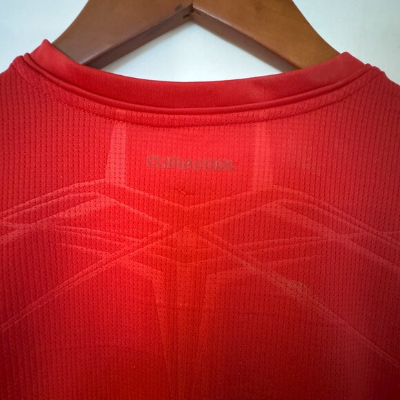 Adidas Climacool Red Athletic T-Shirt – Size M - Picture 5 of 5